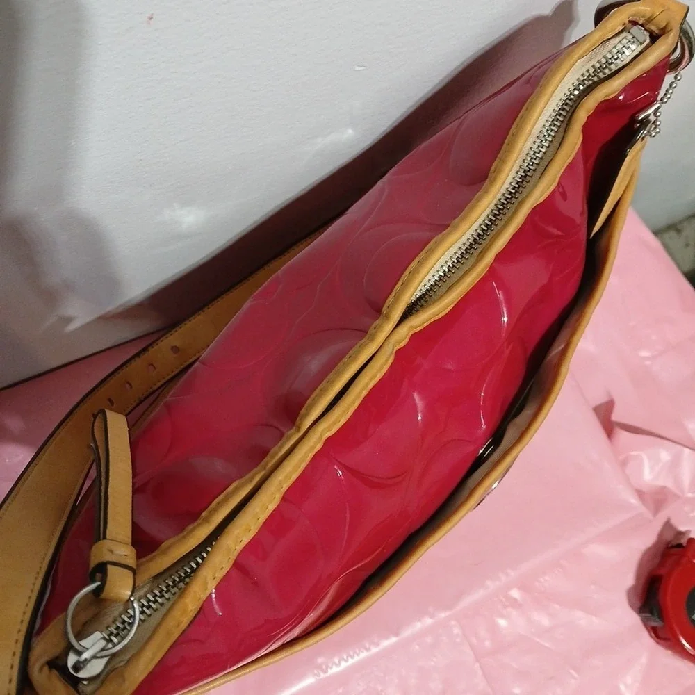 COACH Peyton Embossed Patent Leather Hobo Bag Berry Color Tan Interior